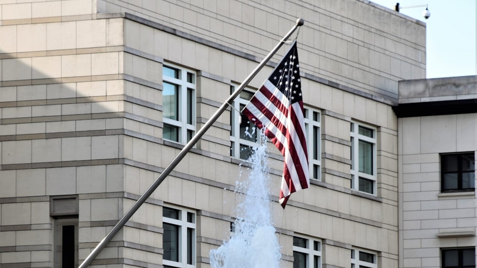 As Iran threatens retaliation, US Embassy issues travel warning in Saudi Arabia