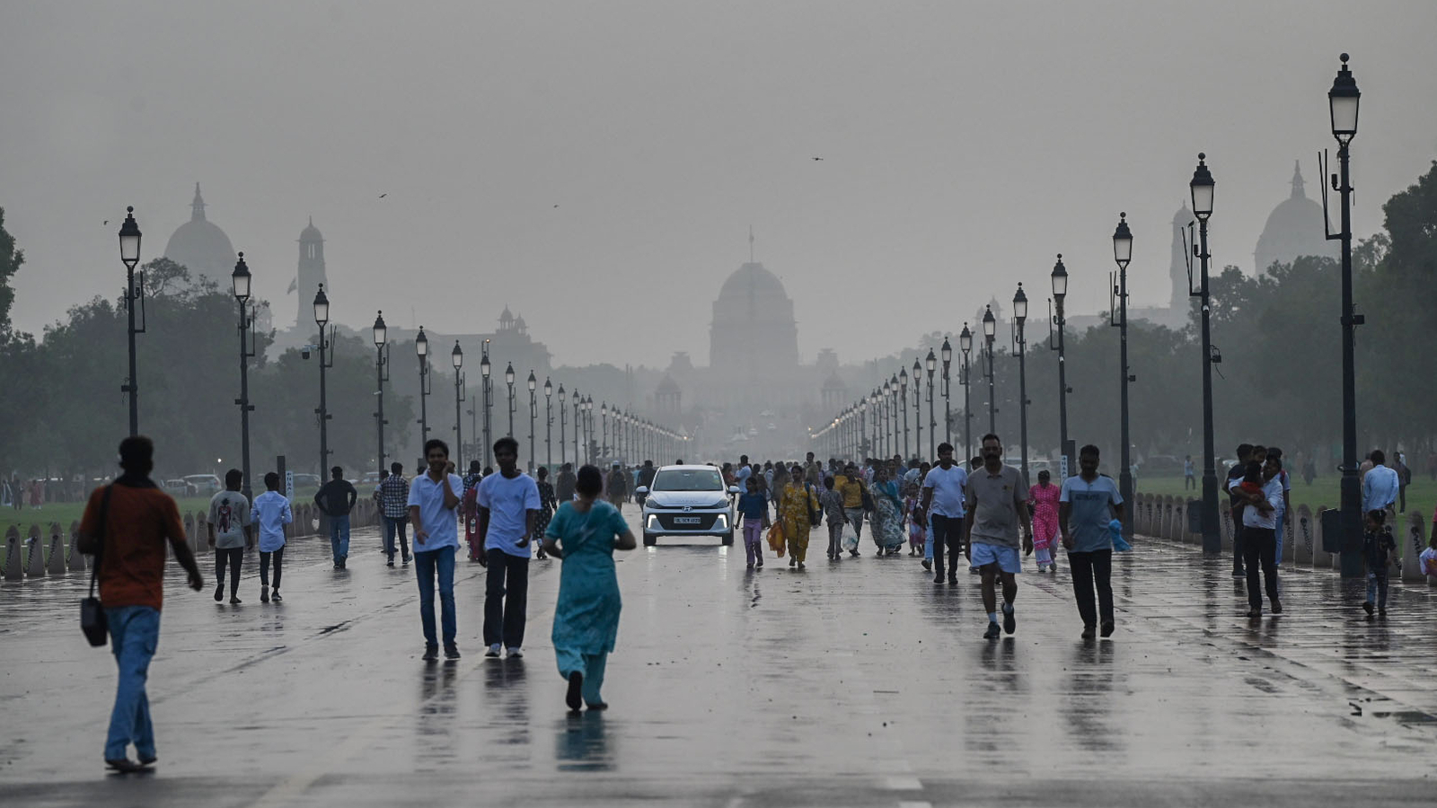 Parts of Delhi, Noida, Gurugram may receive heavy rainfall today: Weather agency