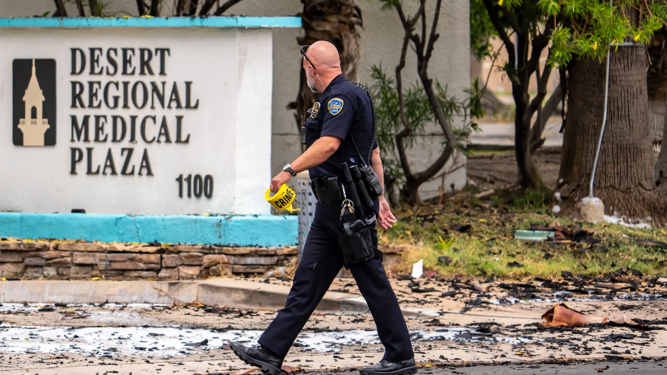 Man charged with aiding Palm Springs fertility clinic bombing suspect dies in custody