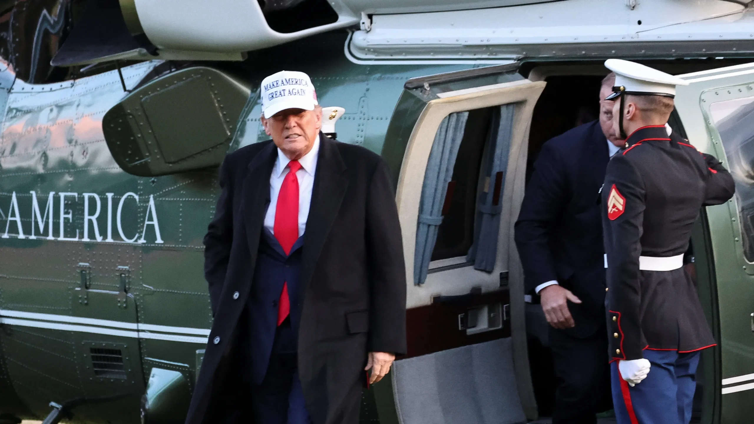 Trump Organization launches $499 phone, new Trump Mobile cell service
