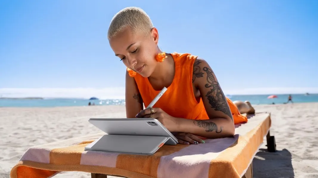 Logitech’s New Flip Folio Case And Keyboard For iPad Makes Work Much More Fun