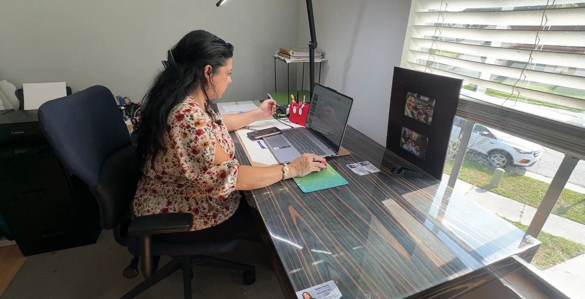 Tampa woman helping Spanish speaking community with financial planning