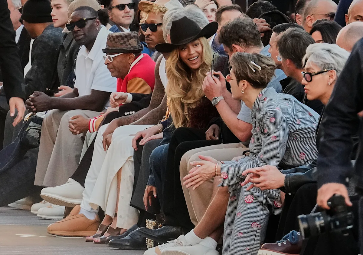 Beyoncé and Jay-Z become the main event as Paris crowns celebrity the world’s hottest trend