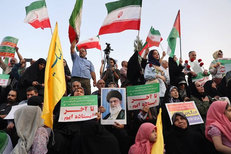 Trump signals shift in policy, allows China to buy Iranian oil