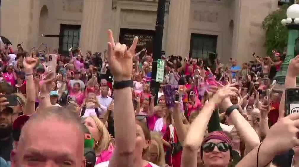 Karen Read supporters gather outside courthouse, cheering after verdict