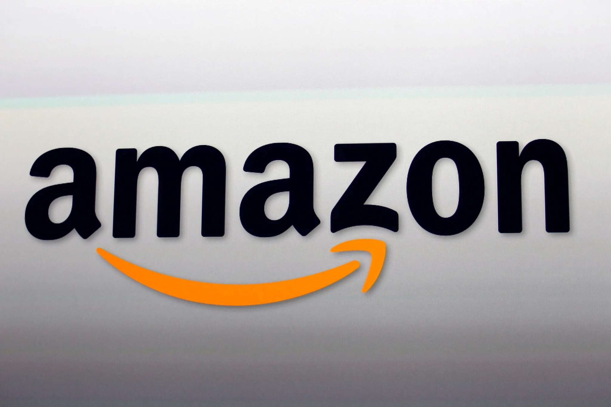 Amazon halts orders from Israel amid restricted air travel