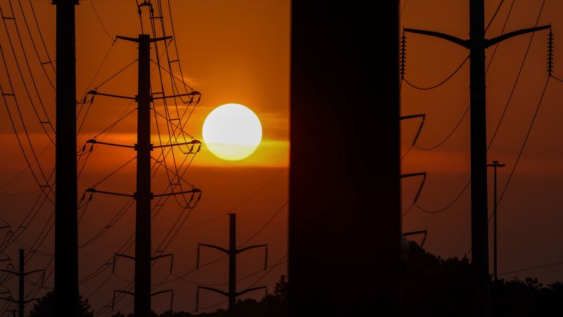 US heat wave exposes infrastructure, health vulnerabilities – and it’s not quite over yet
