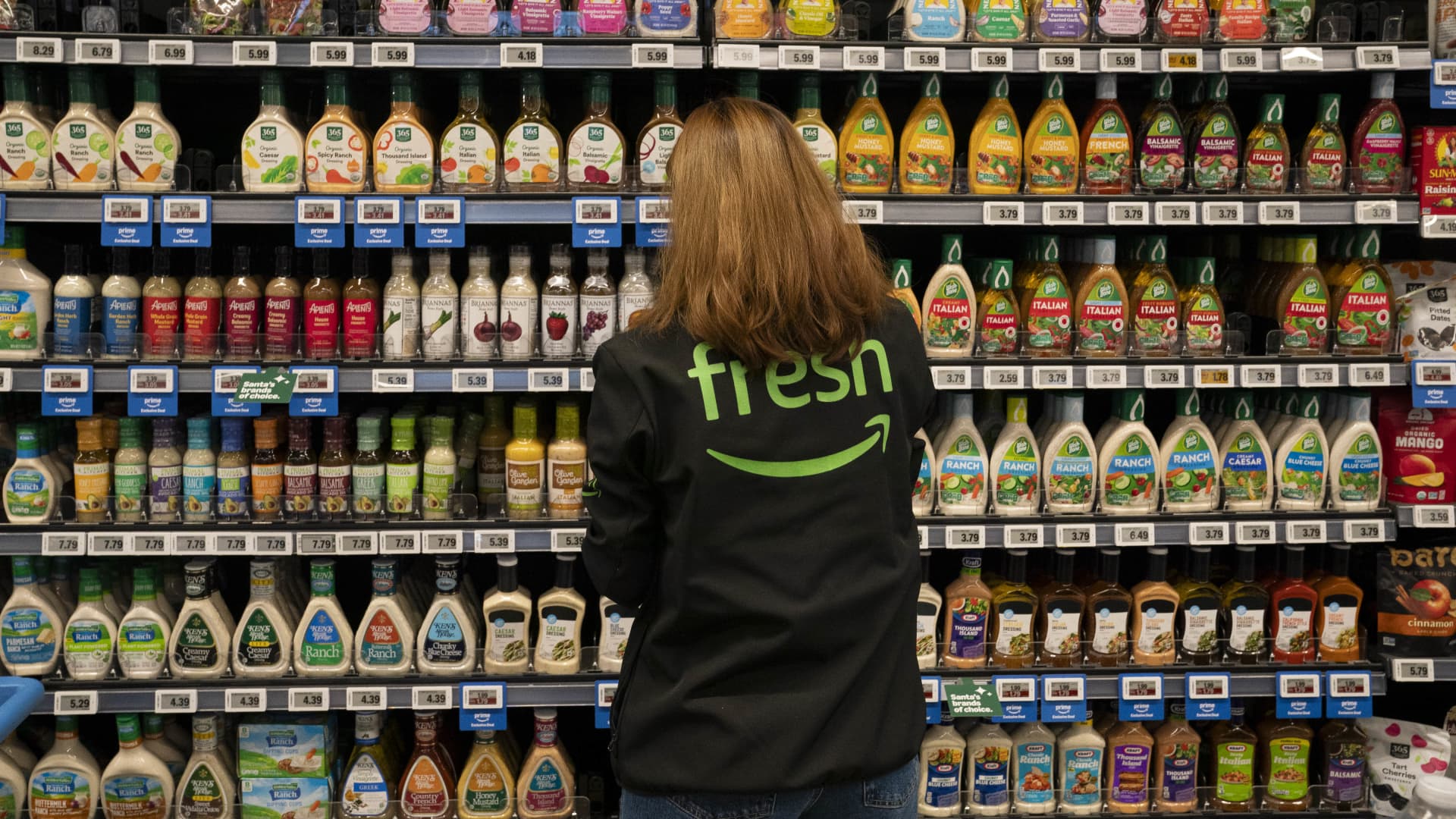 How Amazon plans to supercharge its booming online grocery business