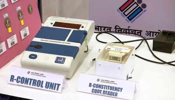 Assembly Bypoll results 2025 : AAP wins 2 seats, Congress, BJP and AAP win one seat each