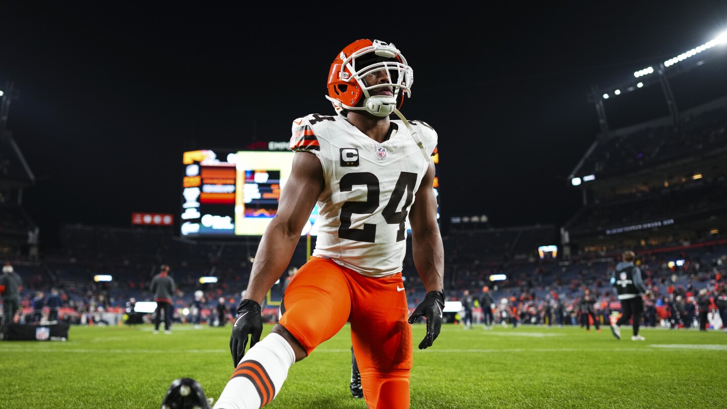 Report: Nick Chubb is expected to sign with Texans