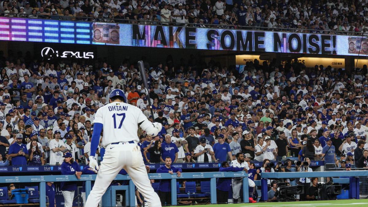 Letters to Sports: They need to turn it down at Dodger Stadium