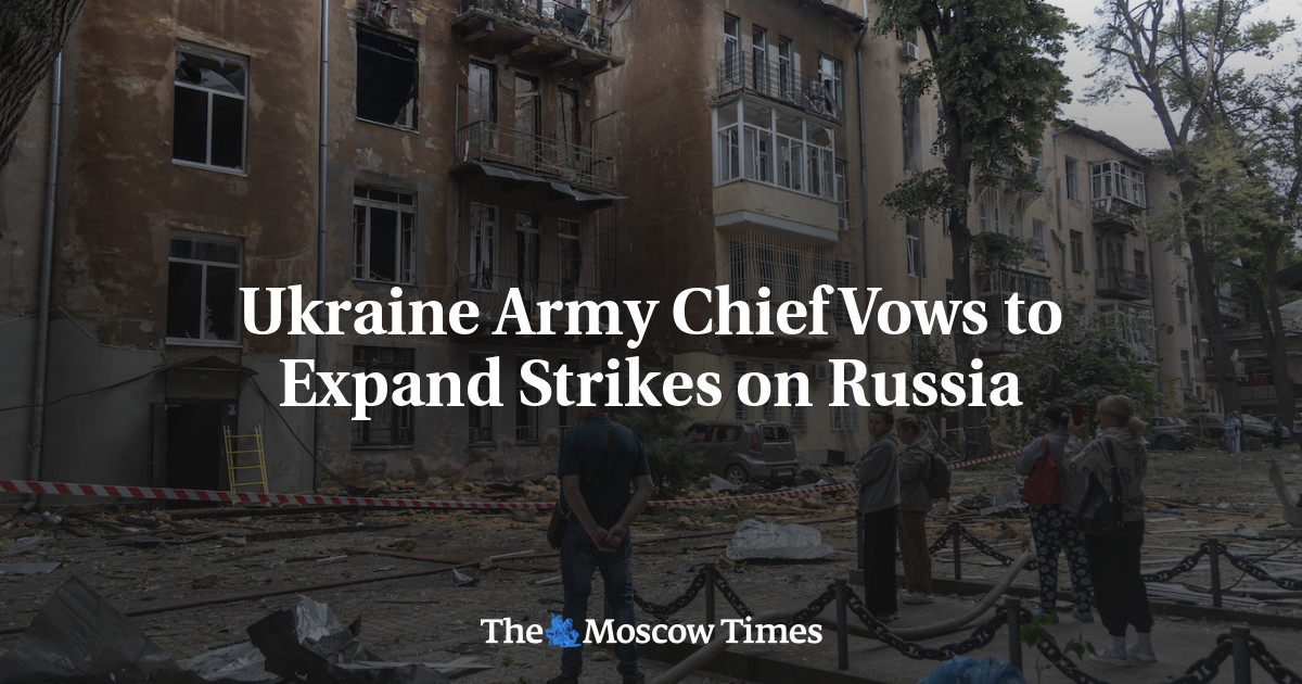 Ukraine Army Chief Vows to Expand Strikes on Russia