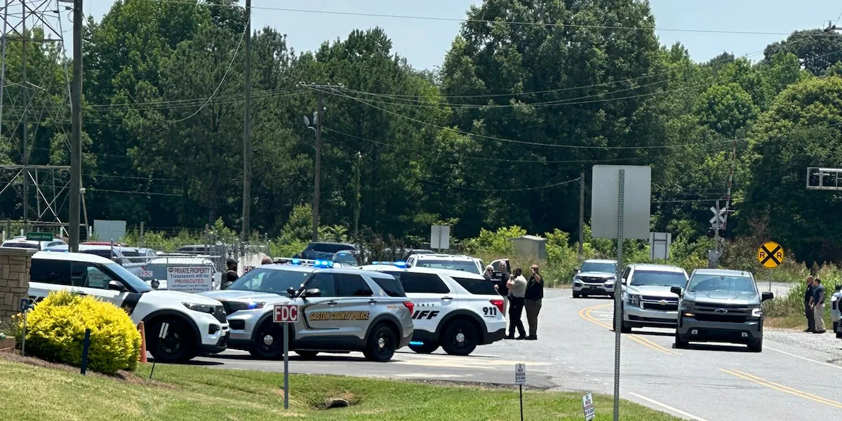 ICE carries out search warrant at Kings Mountain business: What we know