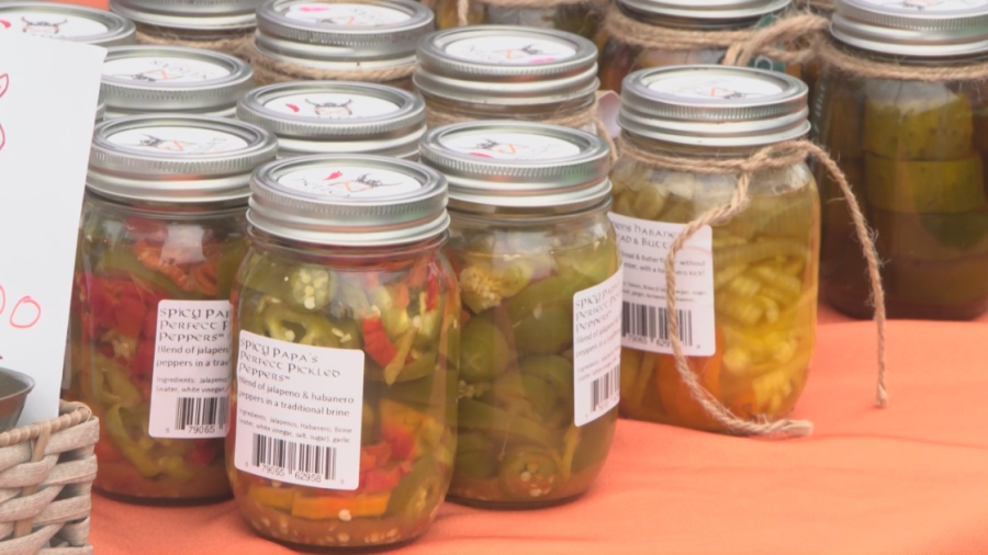 Residents ‘relish’ Picklefest in Luzerne County drive-in