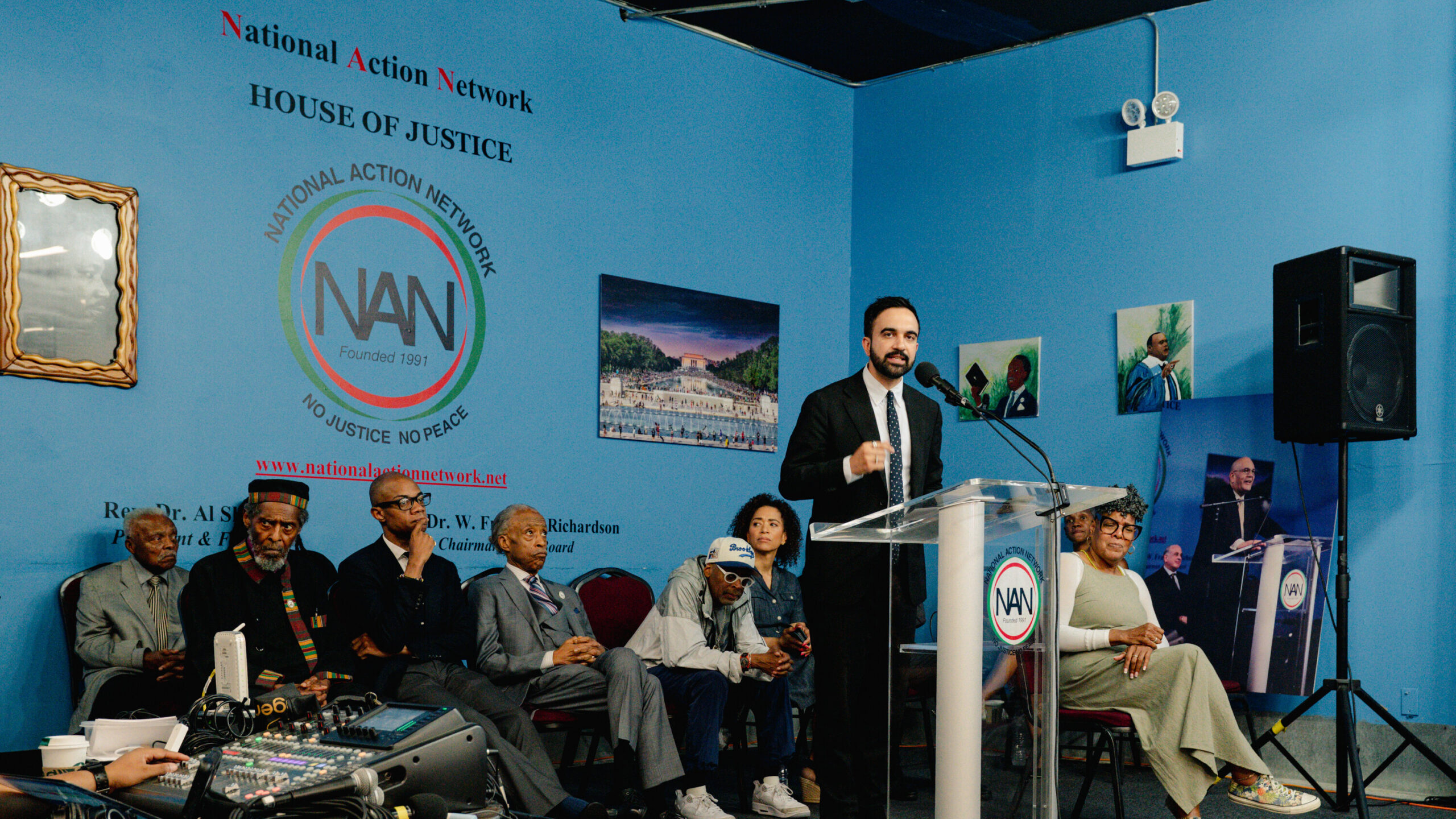 Zohran Mamdani Returns to Harlem to Make His Pitch to Black New Yorkers