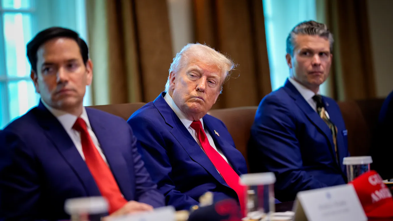 Trump holds Situation Room meeting on Iran