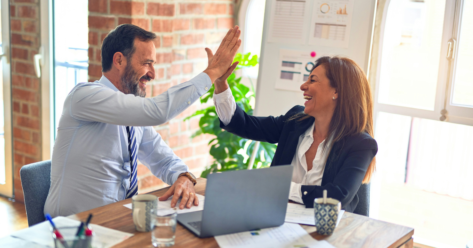 People who are natural leaders but don’t realise it often do these 9 things