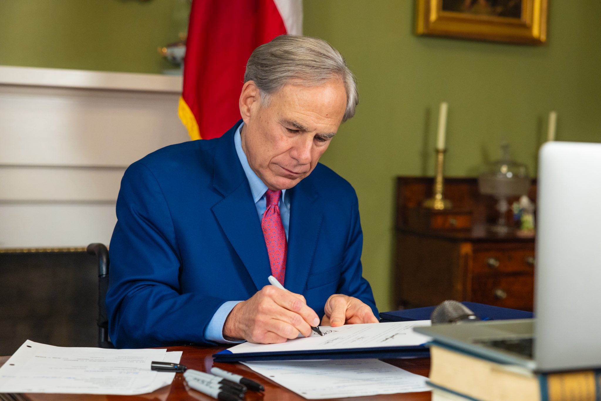 Victory! Texas Enacts Home-Based Business Fairness Act
