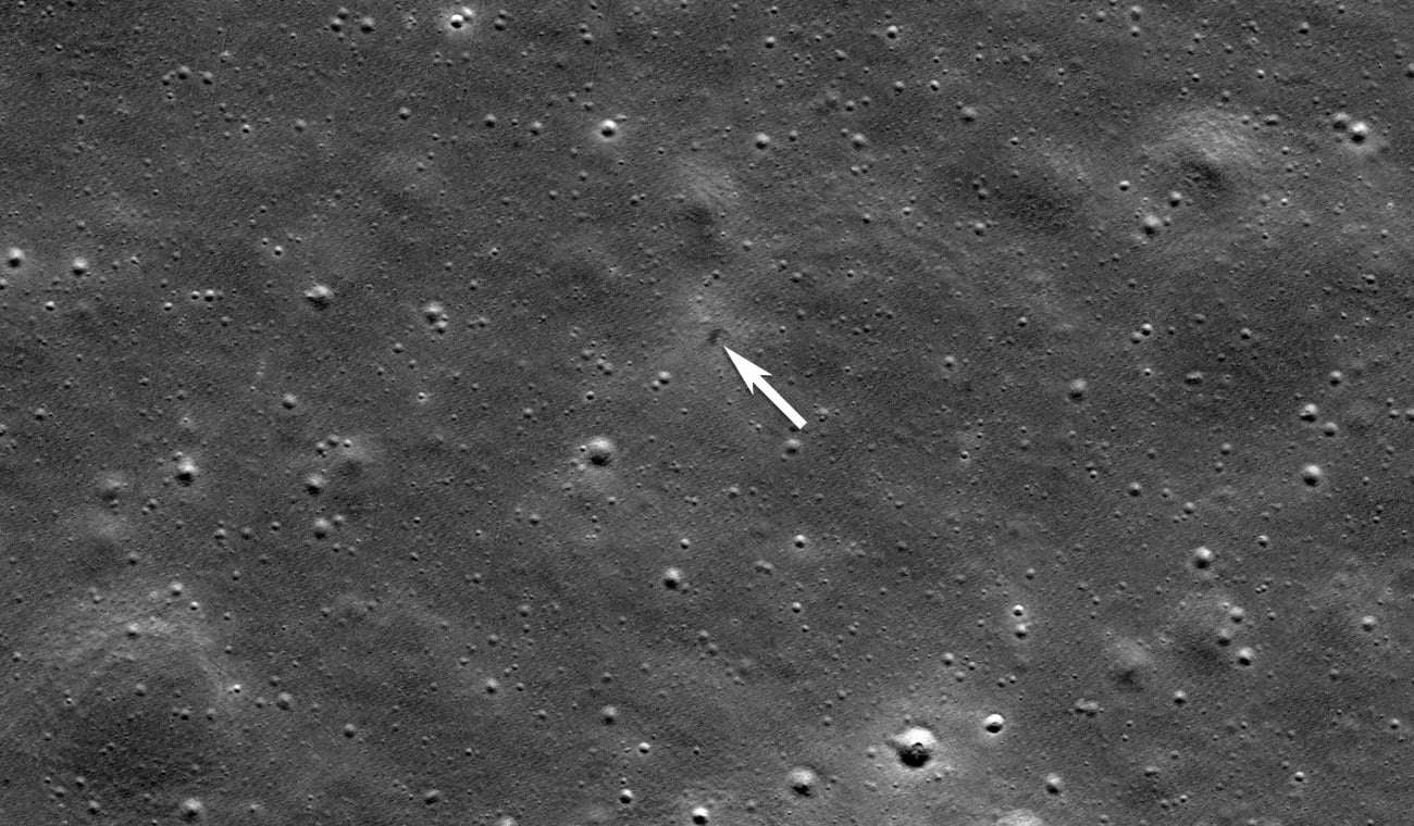 NASA Spots Fresh Lunar Impact From Crashed Moon Mission