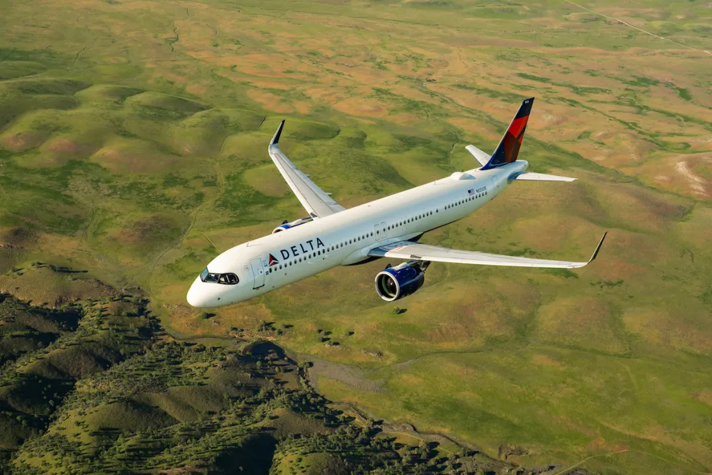 Online Travel Agency Flight Sales Jumped in May – Leisure and Corporate Bookings Fell