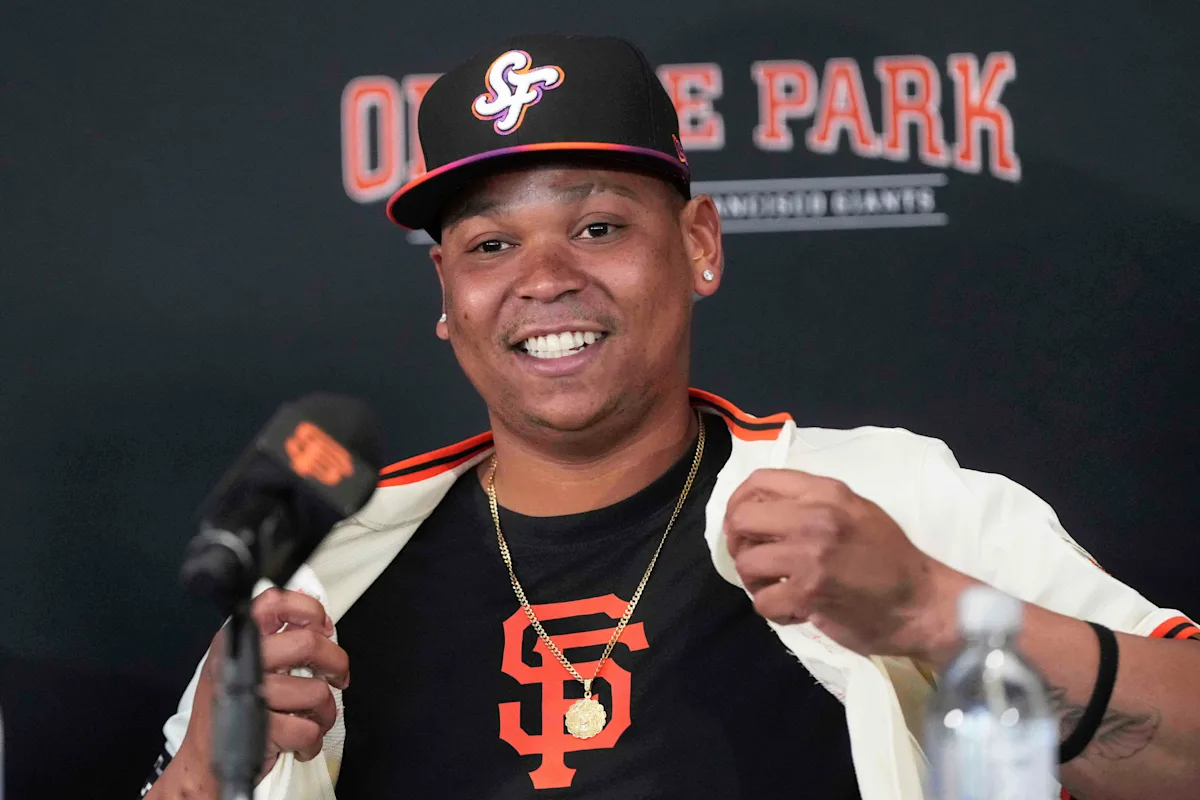 Rafael Devers debuts with Giants at DH, happy to do so: 'I am here to play wherever they want me to play'