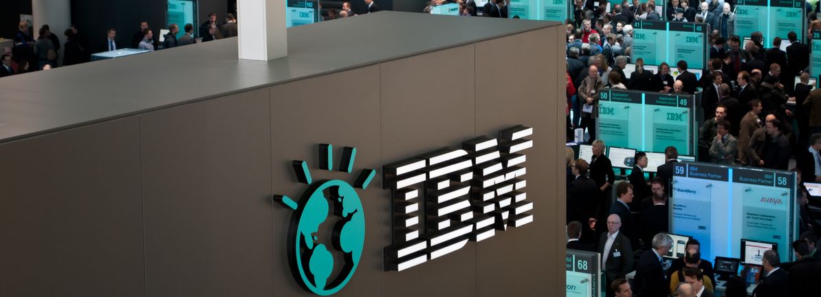 International Business Machines (NYSE:IBM) Amends And Extends Credit Agreements To 2028 and 2030