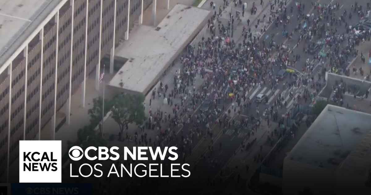Business owners rejoice as Mayor Bass lifts curfew for downtown Los Angeles