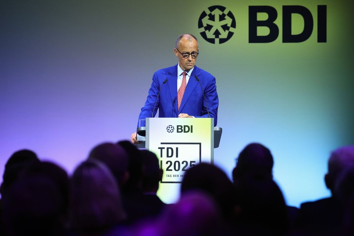 German Cabinet Backs Draft 2025 Budget, Mid-Term Finance Plan