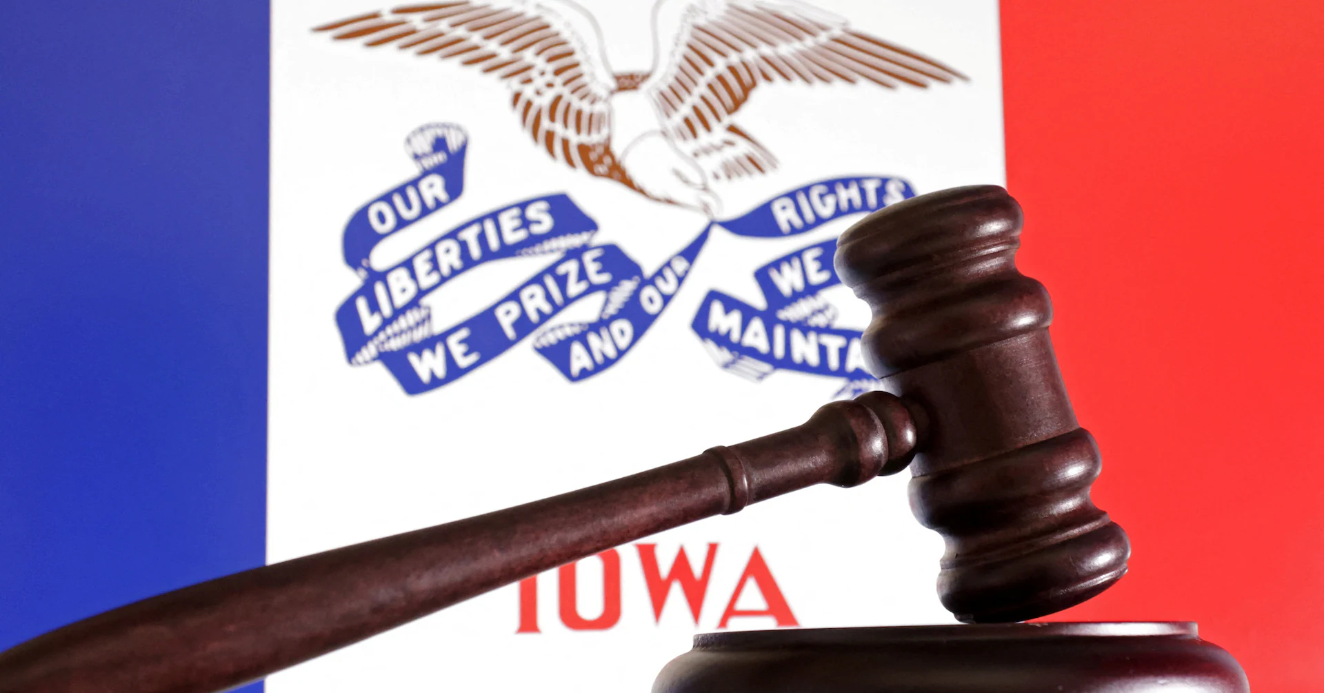 Iowa business groups challenge state law regulating pharmacy benefit managers