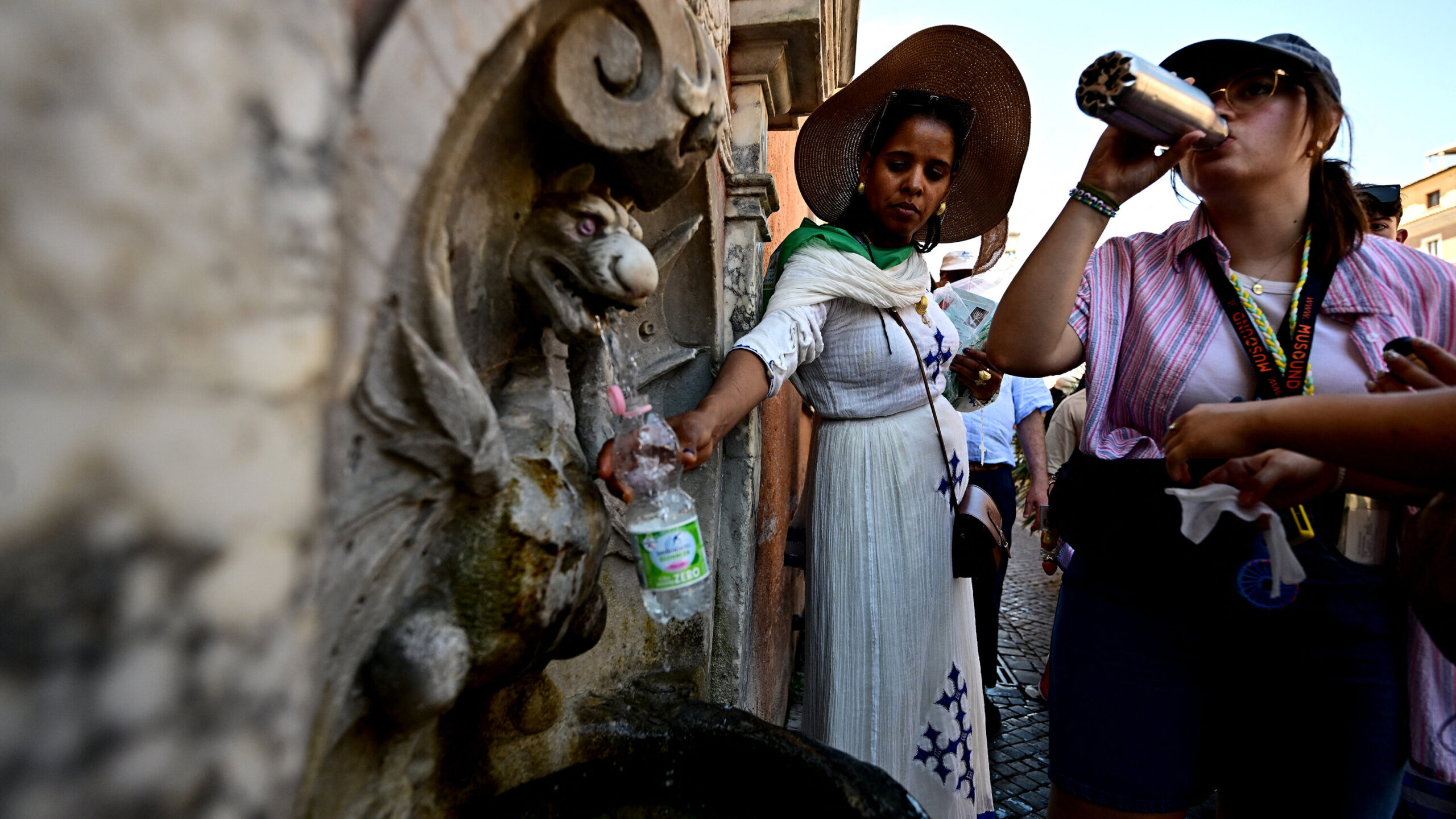 Europe Heat Wave Drives Record-High Temperatures, Prompting Health Alerts