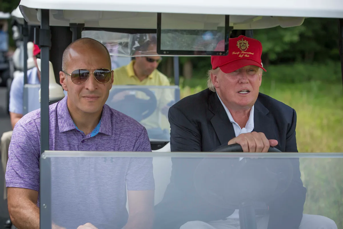 Donald Trump to meet with key college sports decision-makers in golf outing where they'll discuss industry's future