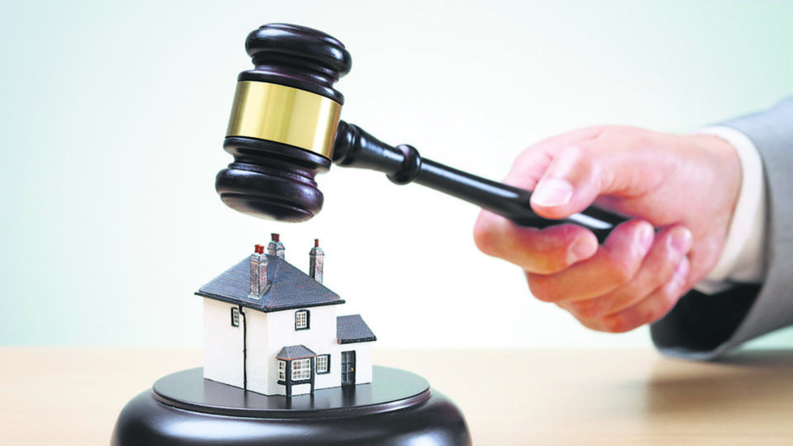 SC summons jail officials in Gzb for delaying bail release