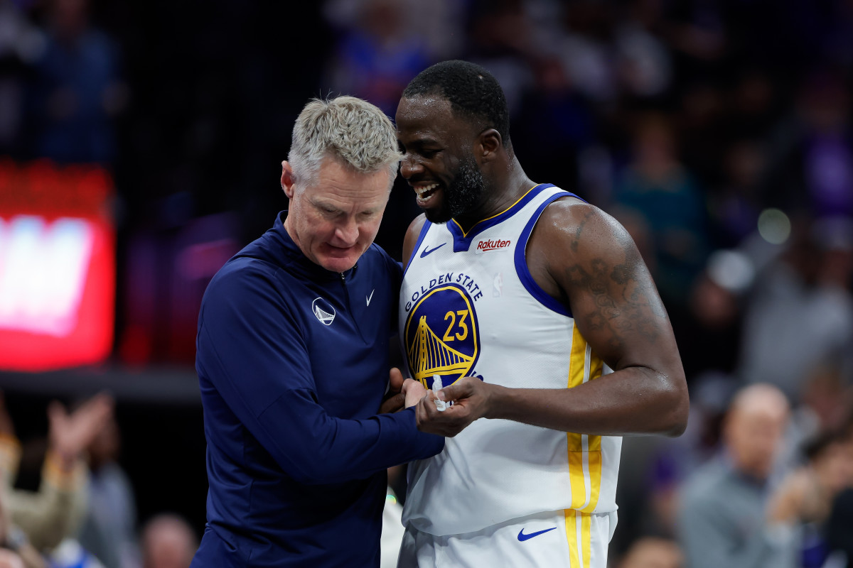 Draymond Green Issues Warning About Lakers After $10 Billion Sale
