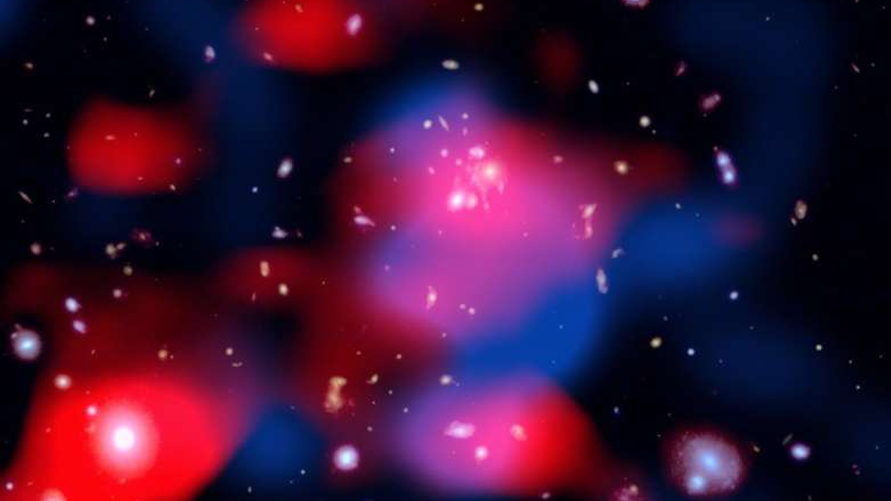 Scientists discover ancient radio signals from distant galaxy cluster