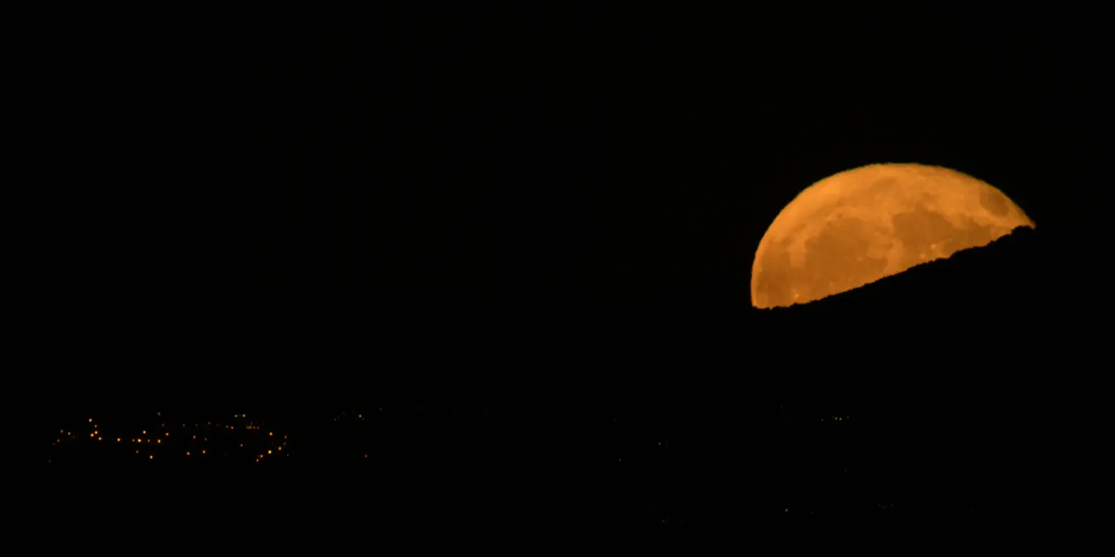 When is the strawberry moon? See peak times, cloud forecast for full moon