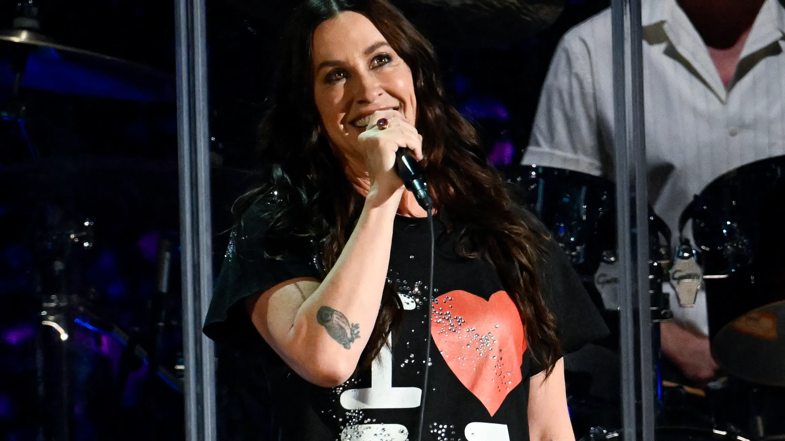 Alanis Morissette blasts early days in industry: 'They didn't know what to do with me'