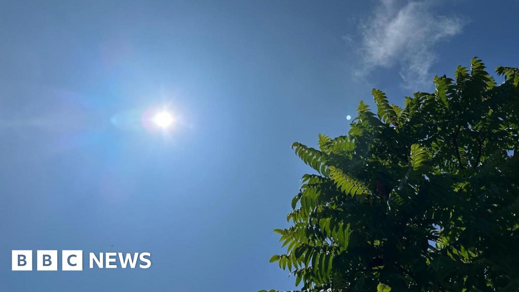 Heat health alert extended in South West