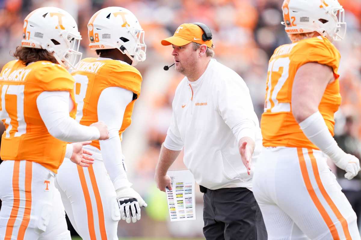 Nation’s No. 1 QB Sends Message To Latest Tennessee Commit