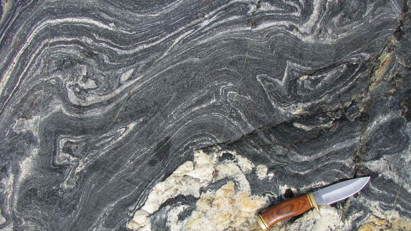 These Canadian rocks may be the oldest on Earth