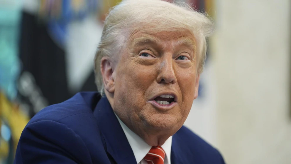 Video Trump’s travel ban begins on Monday