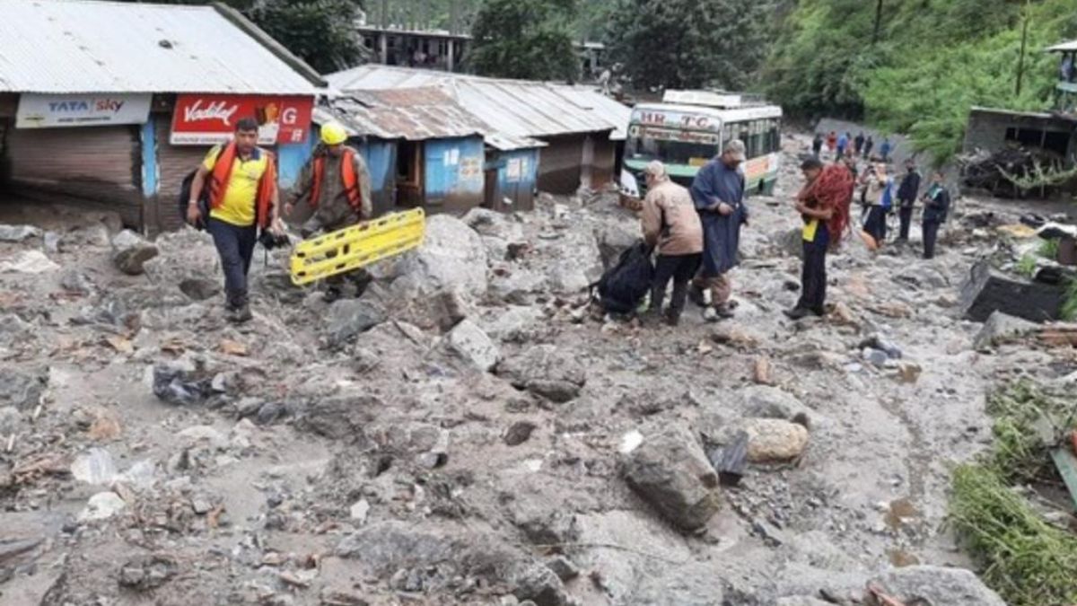 Cloudburst in Uttarkashi's Barkot-Yamunotri region, 7 labourers missing, rescue operation underway