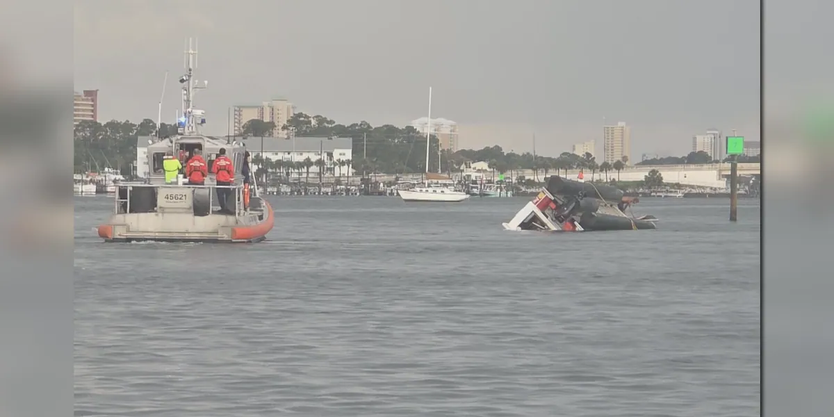 Community comes together to help capsized boating business