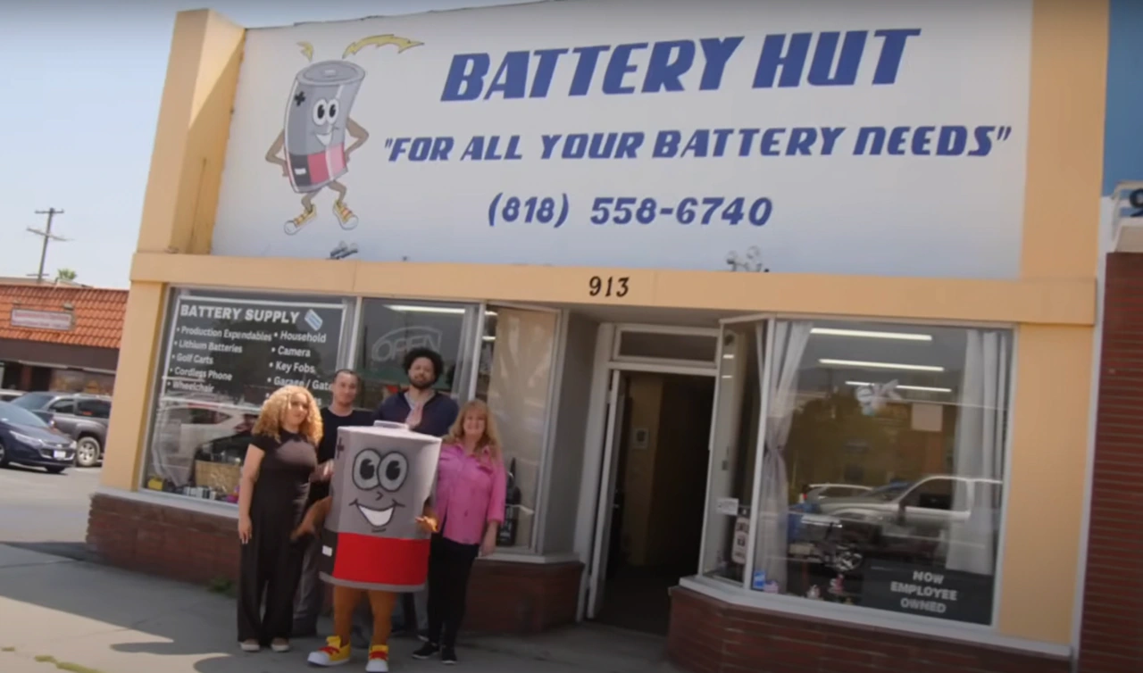 Pistons’ Cade Cunningham teams up with Jimmy Kimmel for small business commercial