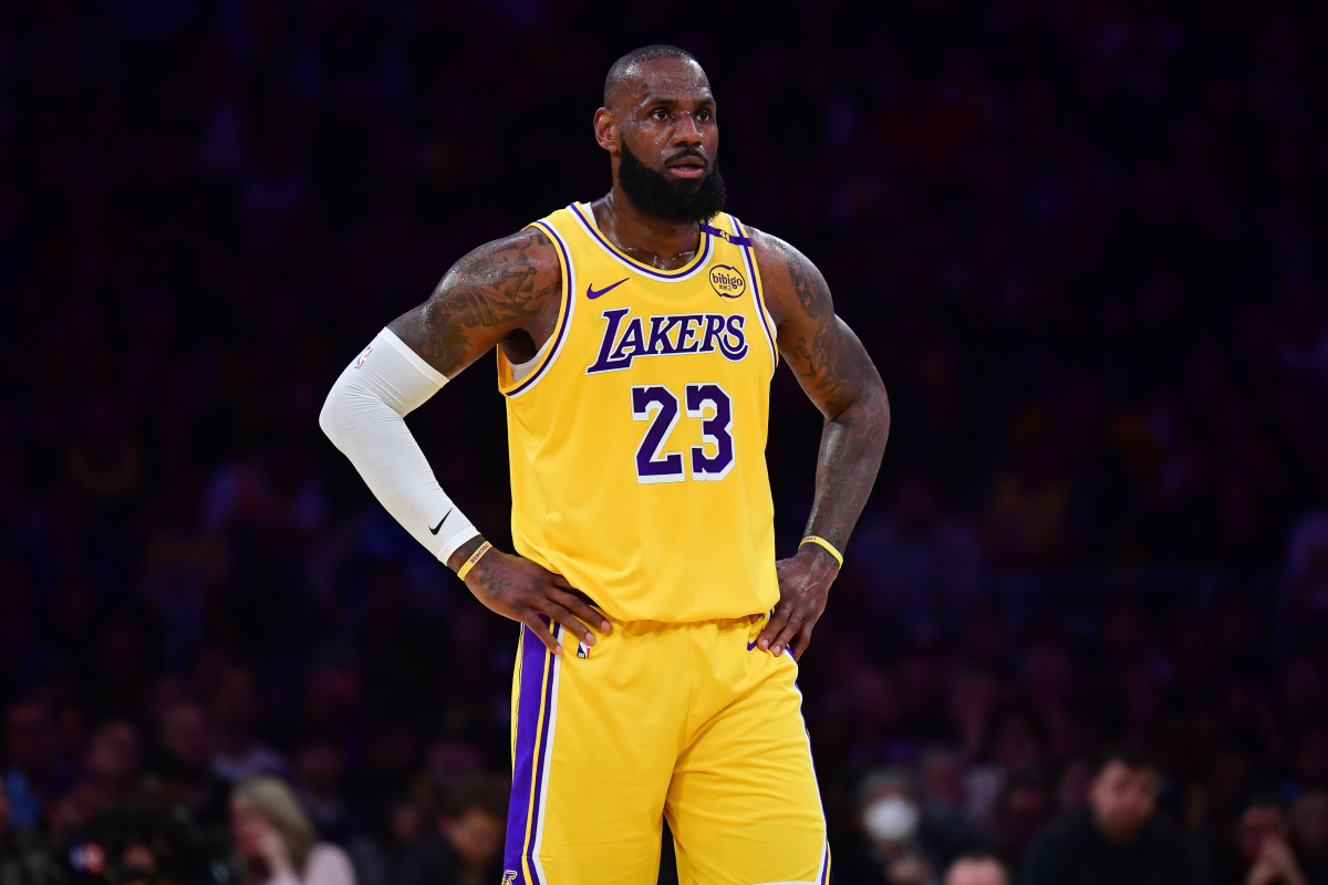 Heat Fans Happy After LeBron James Report