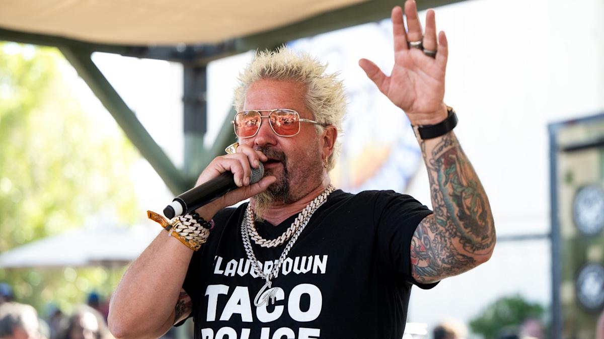 Guy Fieri's Easy Trick For Crunchier Cobbler Topping