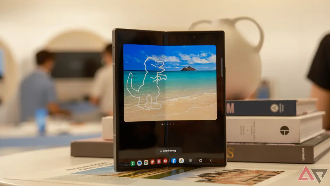 Samsung's Galaxy Z Fold 7 somehow looks both thin and chunky in latest leaks
