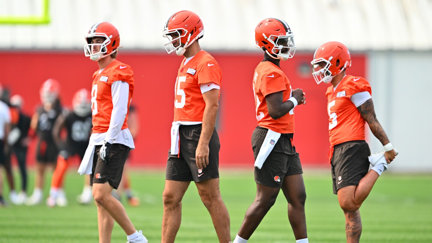 Browns may keep four quarterbacks on 53-man roster