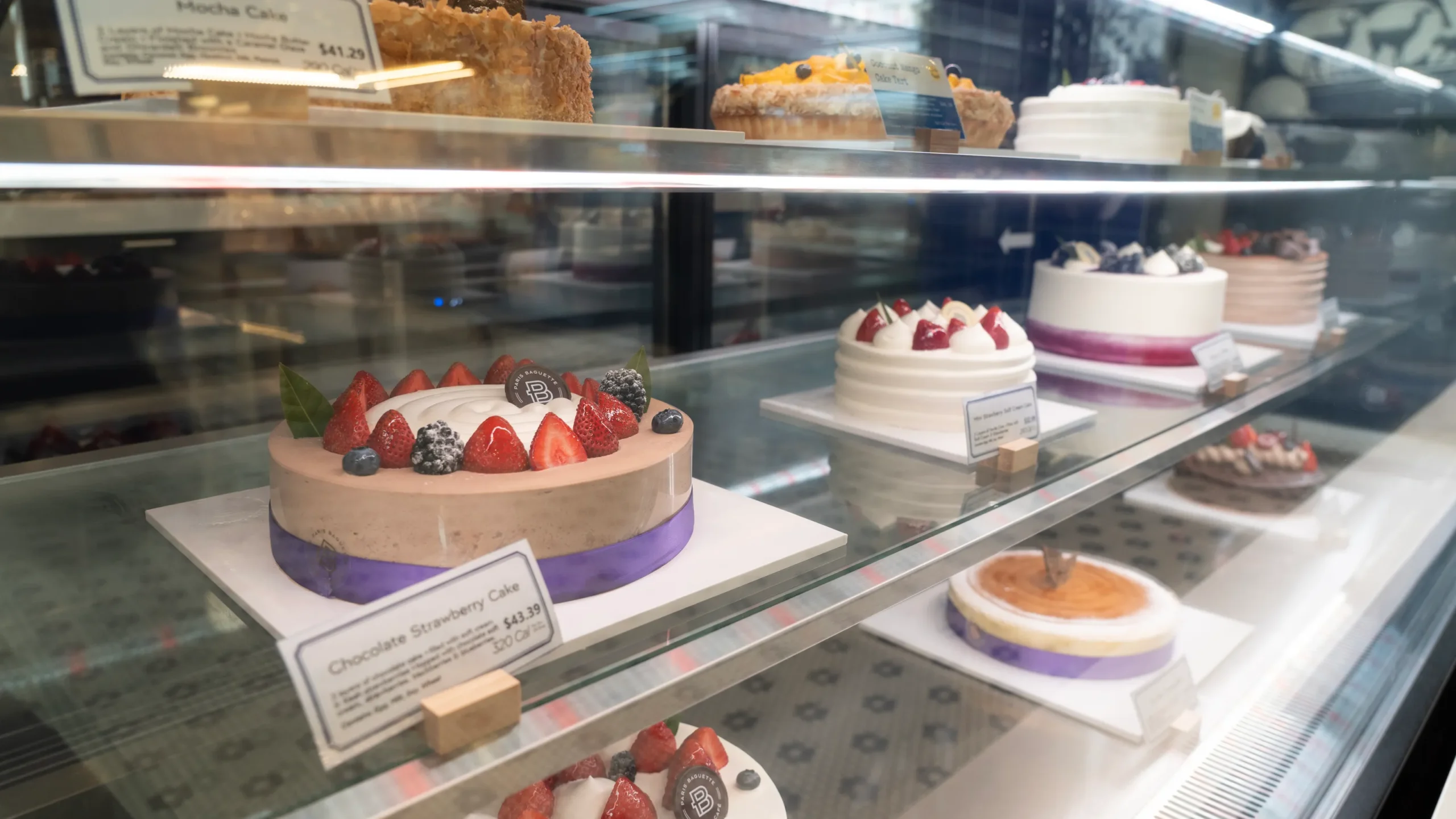 Open air cafe, store with cosmetics, jewelry for girls among new NJ businesses