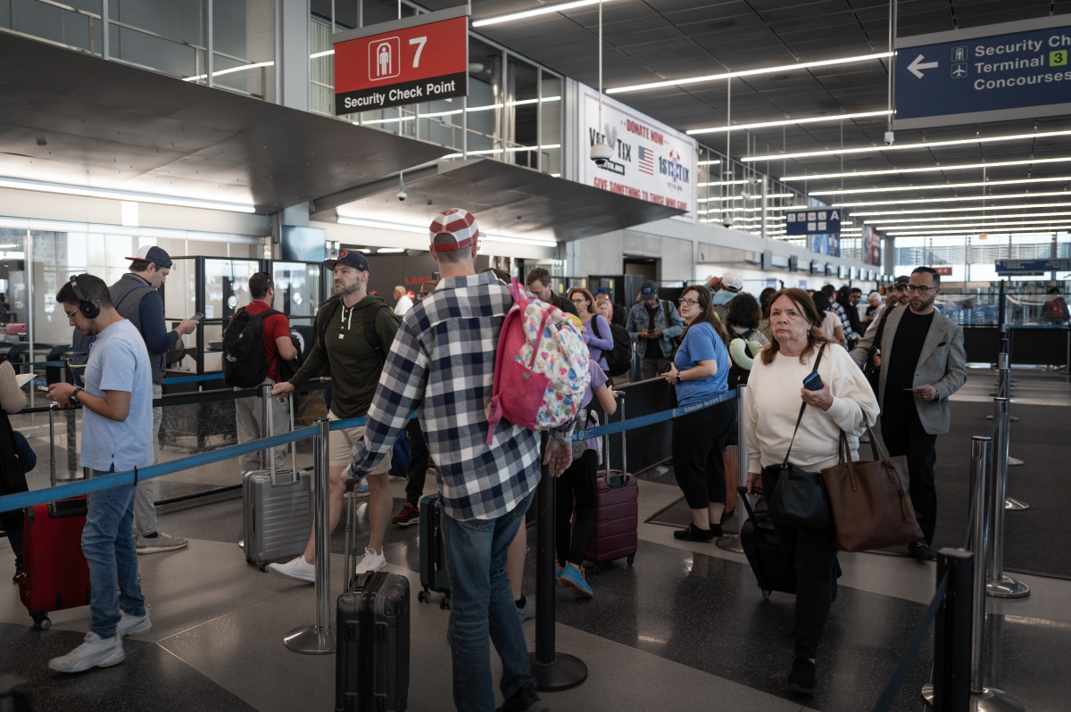 Americans Warned 'Do Not Travel' to These 6 Countries This Summer