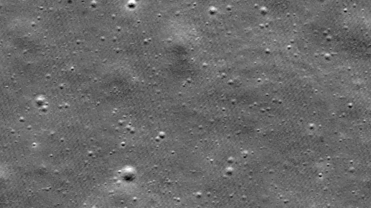 NASA spots Japan's doomed 'Resilience' moon lander from orbit — and it's surrounded by far-flung debris